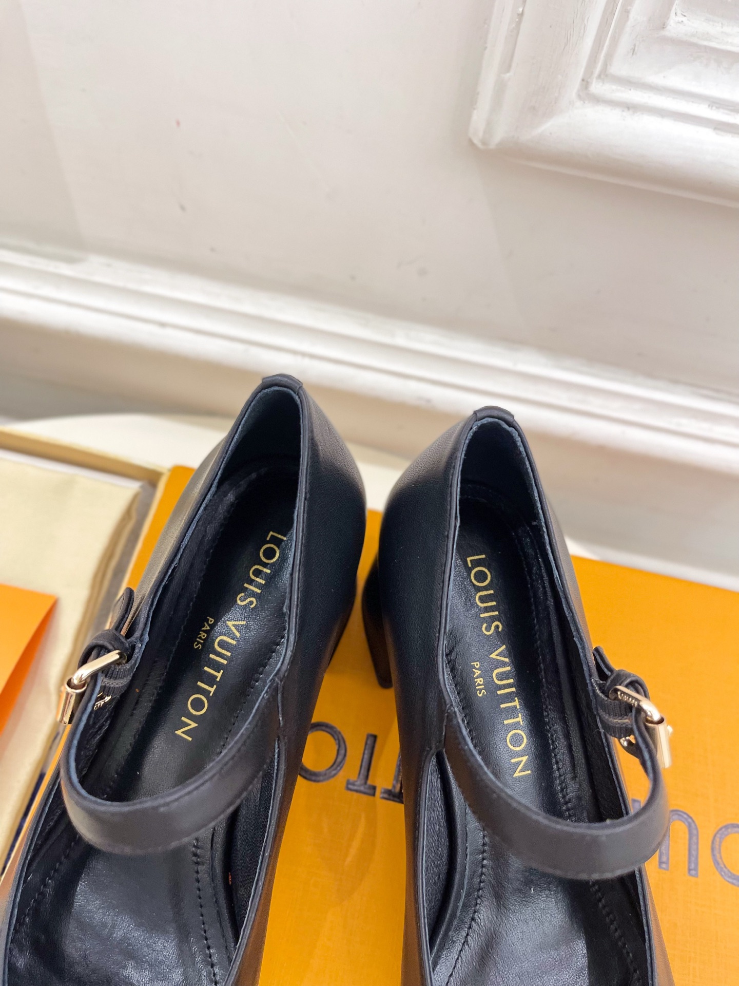 Women's high heels